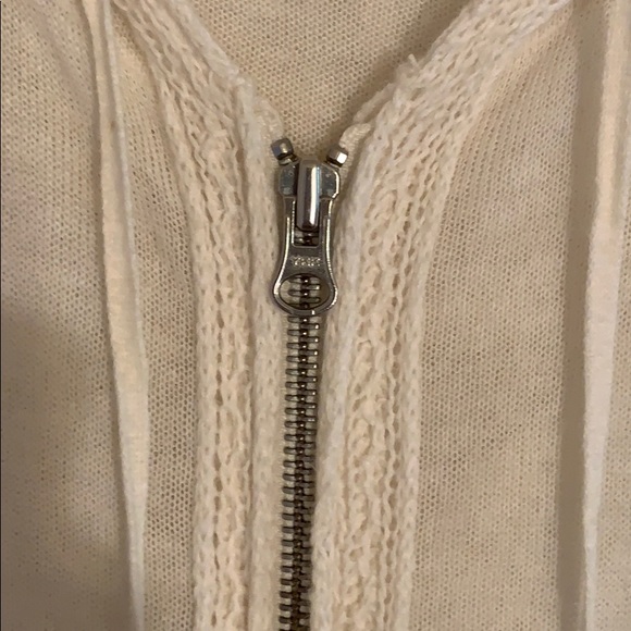 Light t shirt zip up sweater - Picture 2 of 5